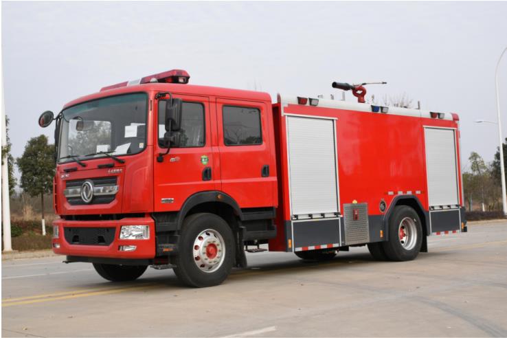 國六東風D9外露罐8噸水罐消防車